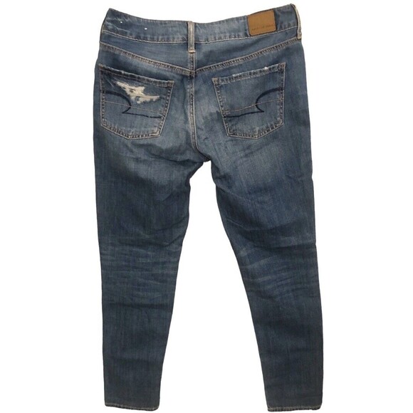American Eagle AEO Tomgirl Distressed Jeans Size 2 Light Wash - Picture 3 of 13